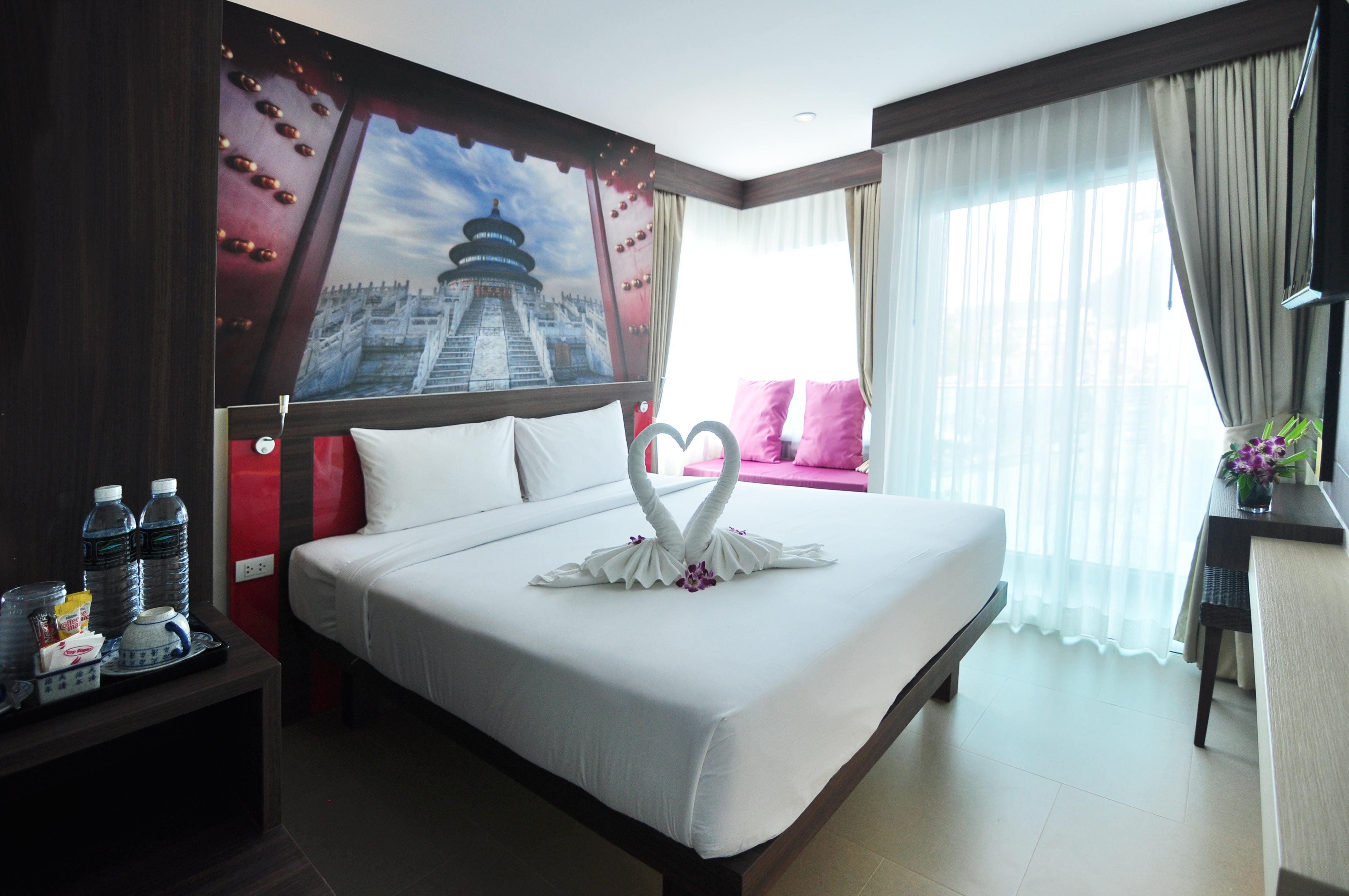 The Aim Patong Hotel Kültér fotó